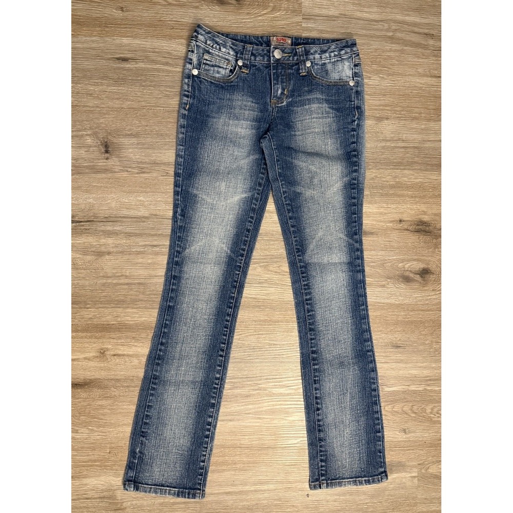 Vintage Y2K nobo jeans Size 7. (Measurements in pictures)